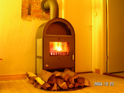 brinnande kamin.JPG - Så här blev det.